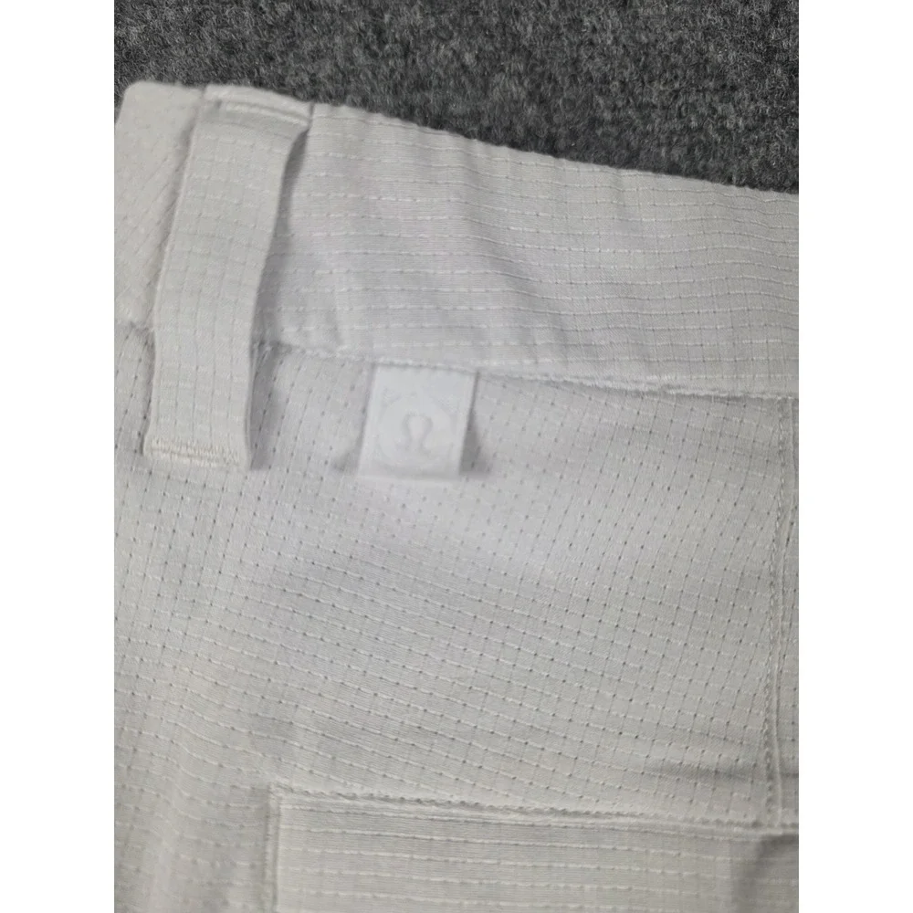 Lululemon Commission 9